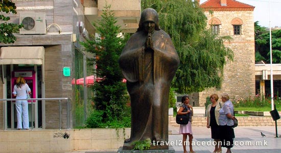 Mother Teresa monument - Skopje